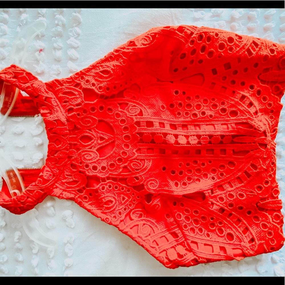 Forever 21 halter coral lace top